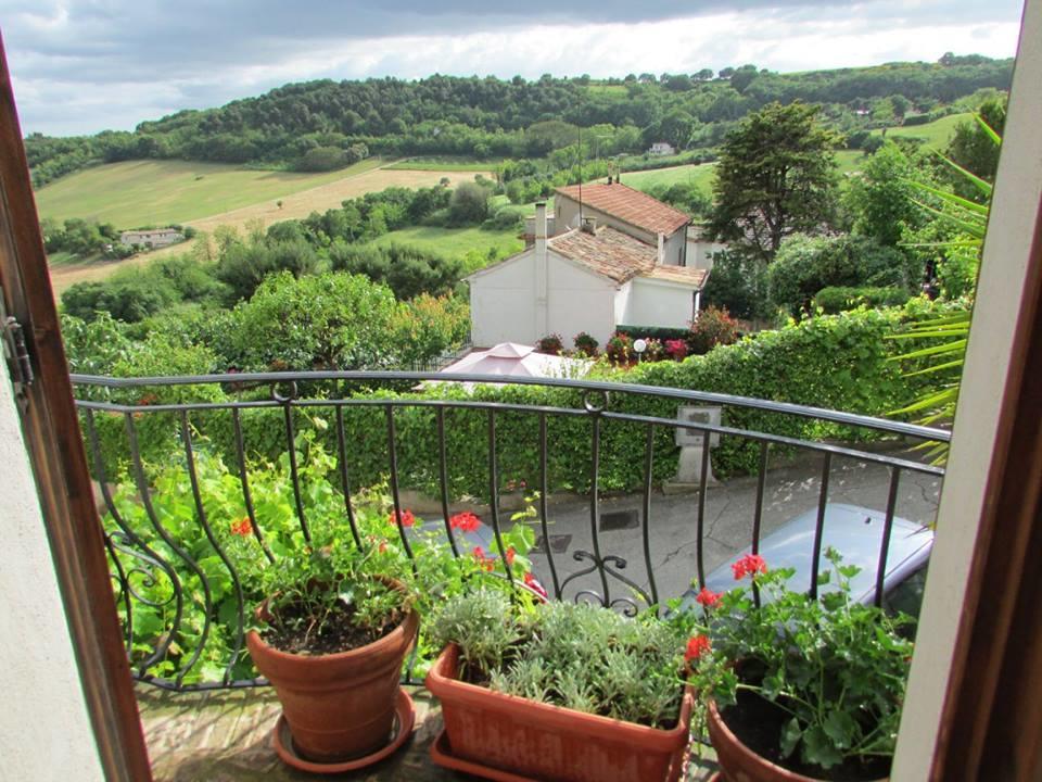 B&B A Casa Mia Sirolo Bagian luar foto